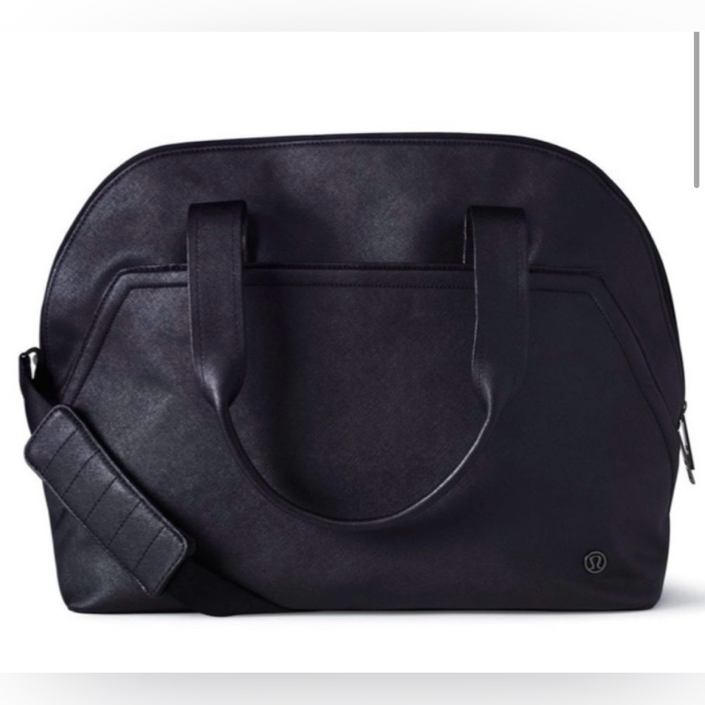 Lululemon Structured Travel Duffel – Carry Onwards Style